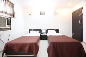 Hotel R.J Residency, Ahmedabad 4